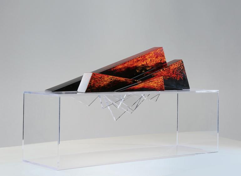 《斜影余晖》漆塑.jpg 《斜影余晖》漆塑.jpg